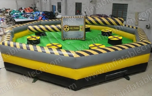 Inflatable meltdown ride